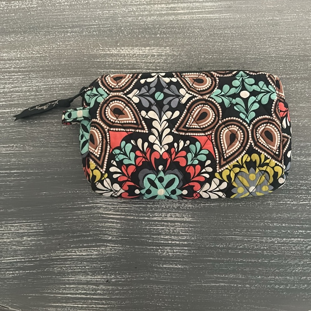 VINTAGE VERA BRADLEY POUCH